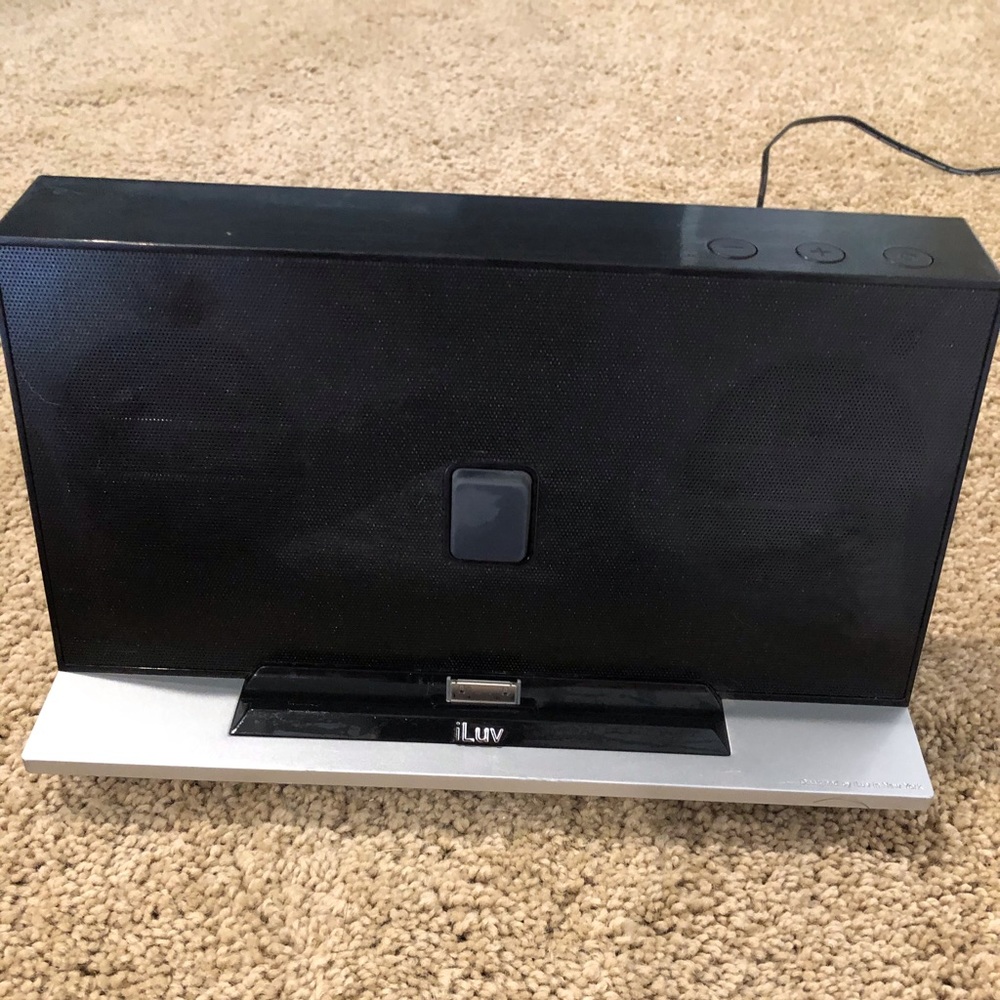 iLuv Modern Sound 30-Pin Stereo Speaker Dock